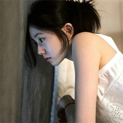 拥抱大白熊